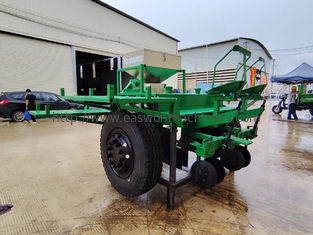 Cassava Planter Machine for Africa mit 2 Reihen Pflanzenschnitt Länge 19cm